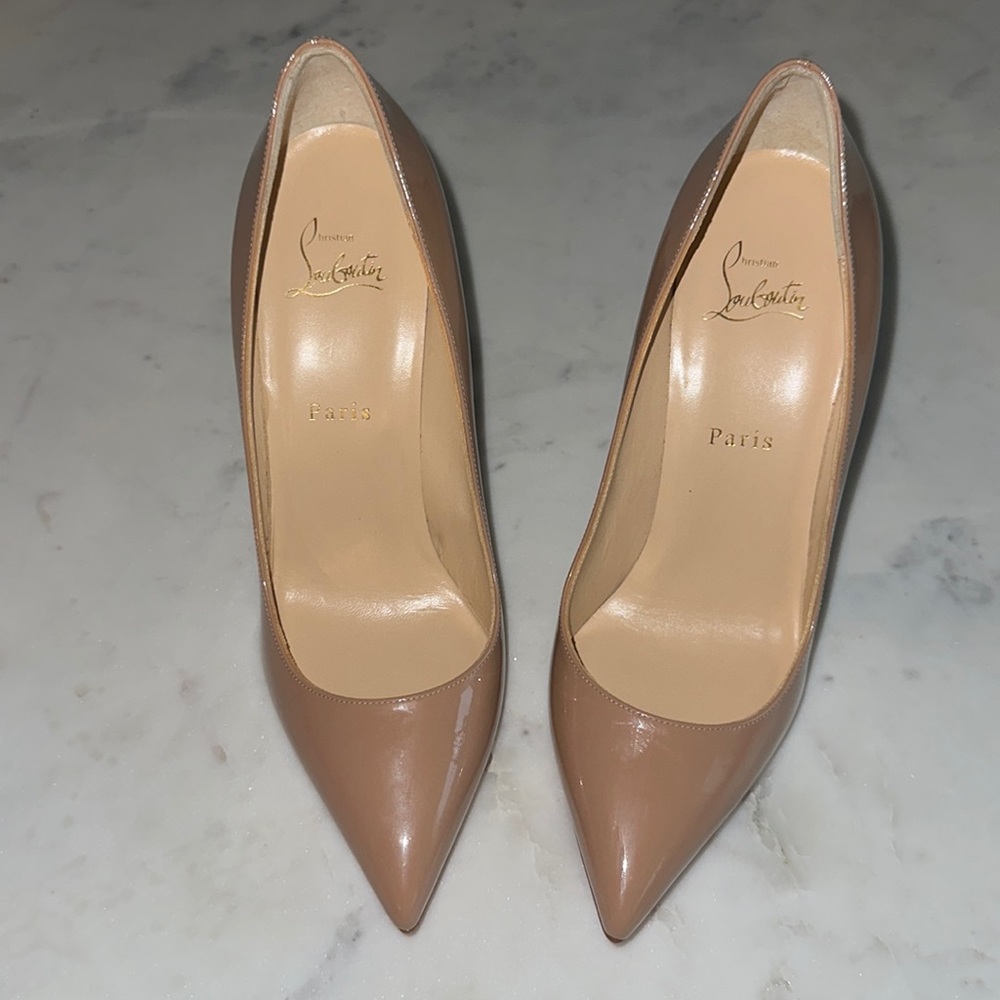 Christian Louboutin Pigalle Follies 100 Patent Leather Pumps Nude Size 39.5